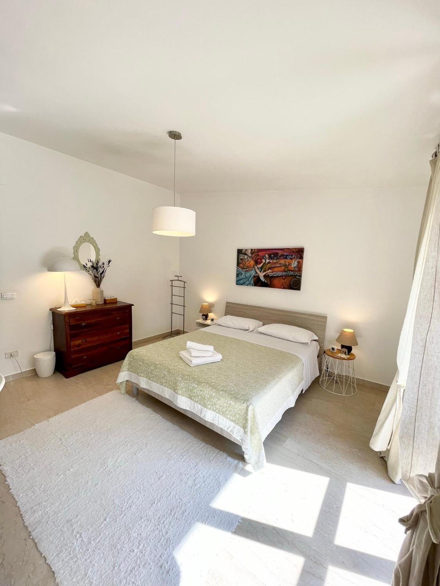 B&B Le Saline Taranto Exterior photo