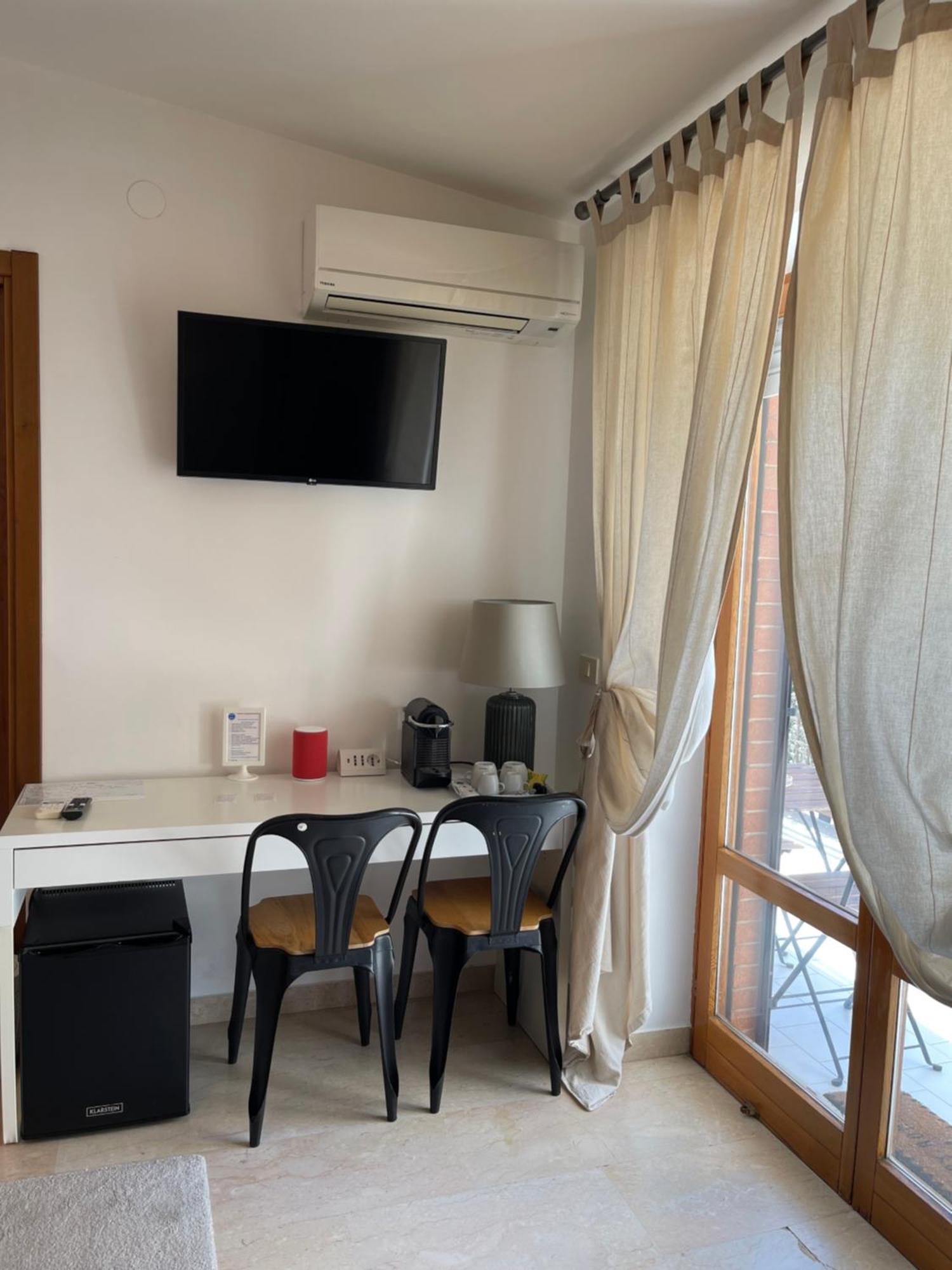B&B Le Saline Taranto Exterior photo
